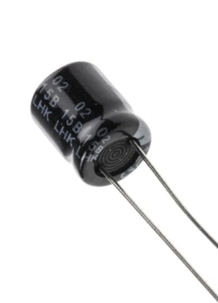Condensador electrolítico radial, 680 µF 25 V