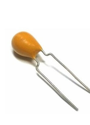 Condensador de tantalio, 10 µF, 25 V